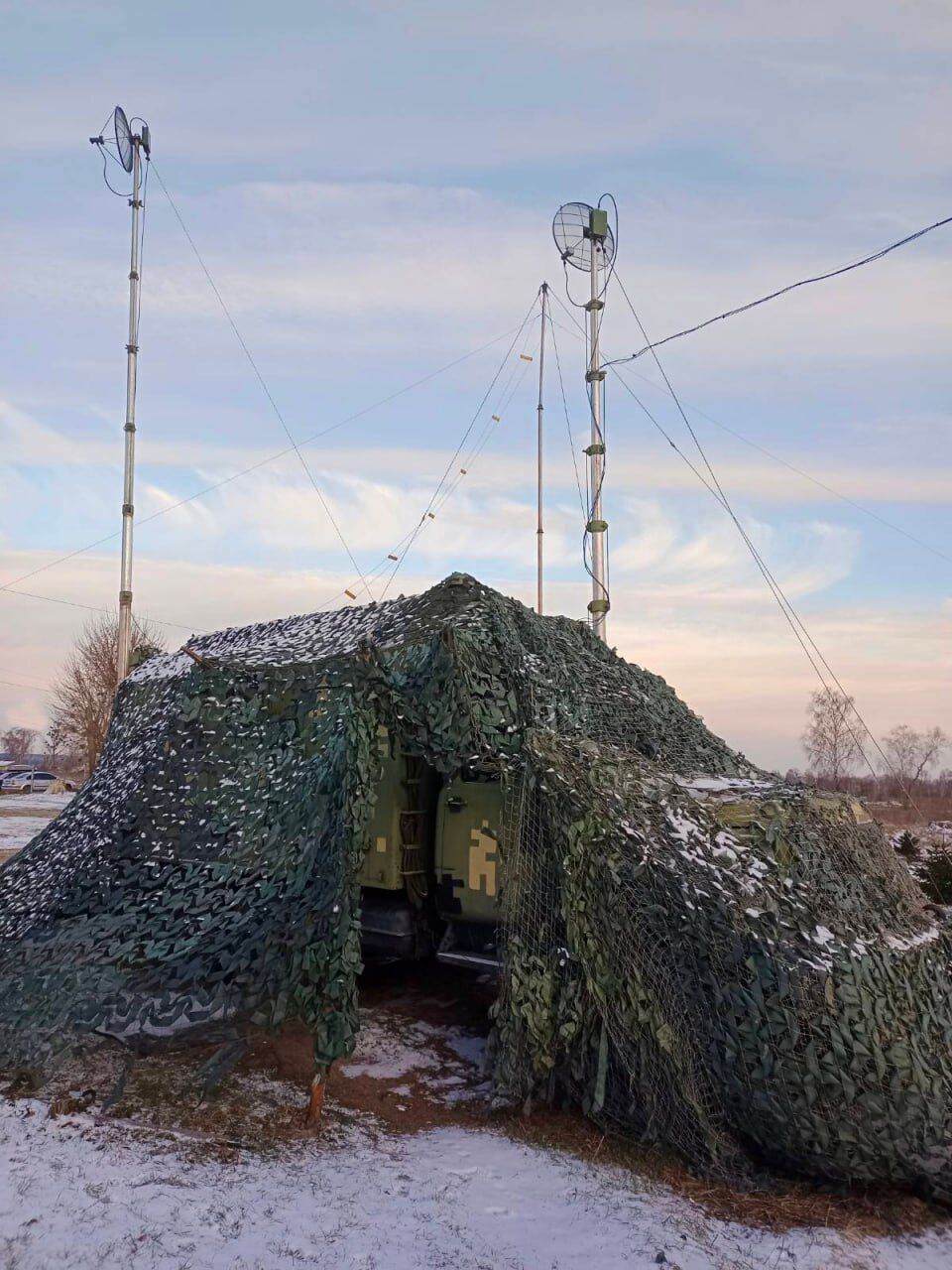 З метою надійного та безперервного управління: в ЗСУ нарощують системи зв'язку в Північній операційній зоні. Фото