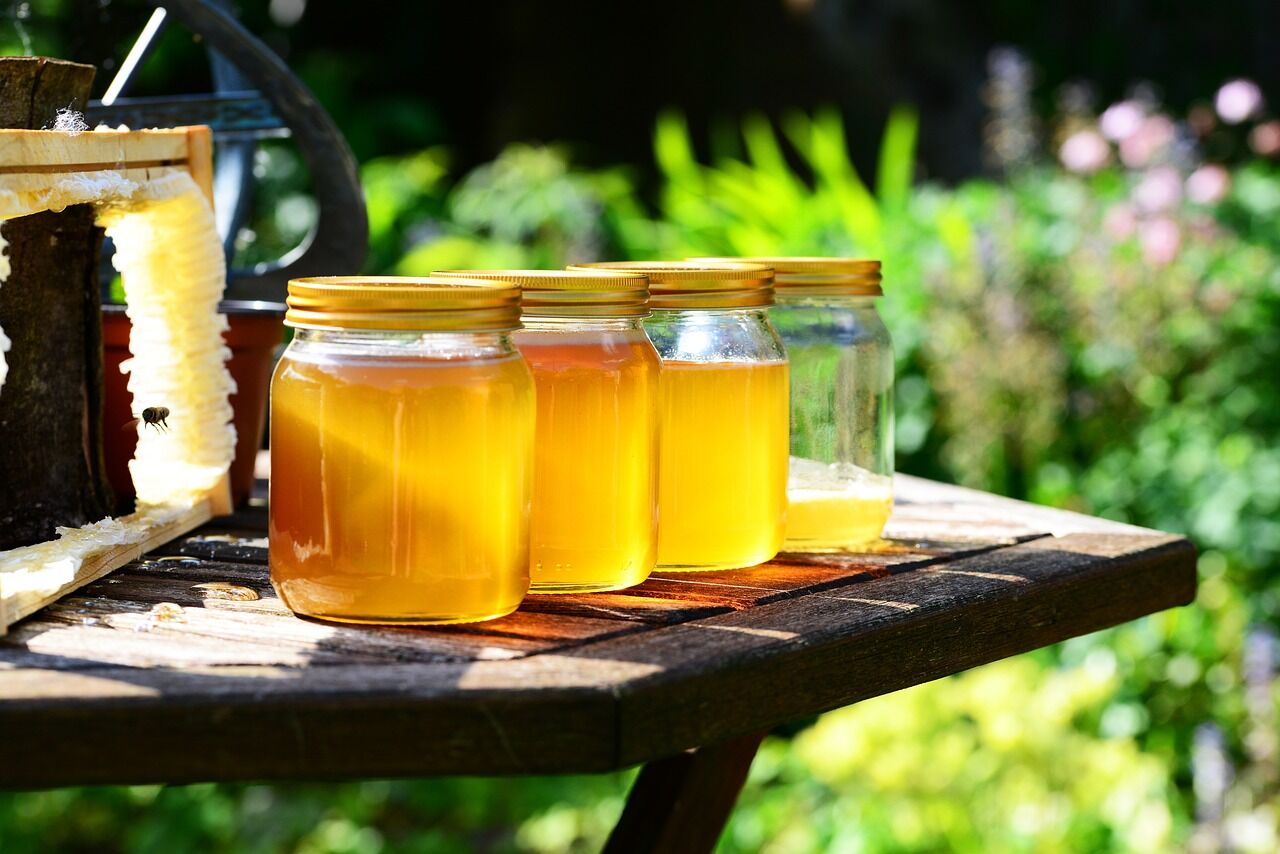 Чим шкідливий мед: підступність популярного противірусного засобу