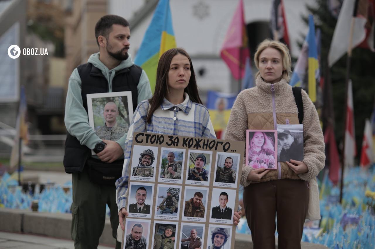 Київ зупинився в пам'ять про загиблих героїв: фото і відео з центру столиці