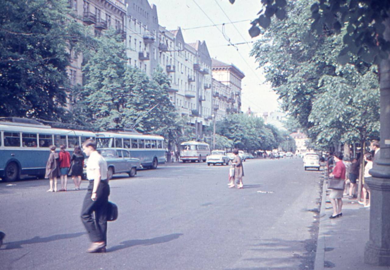 Місця, які важко не впізнати: у мережі показали, який вигляд мав центр Києва у 1970-х роках. Архівні фото