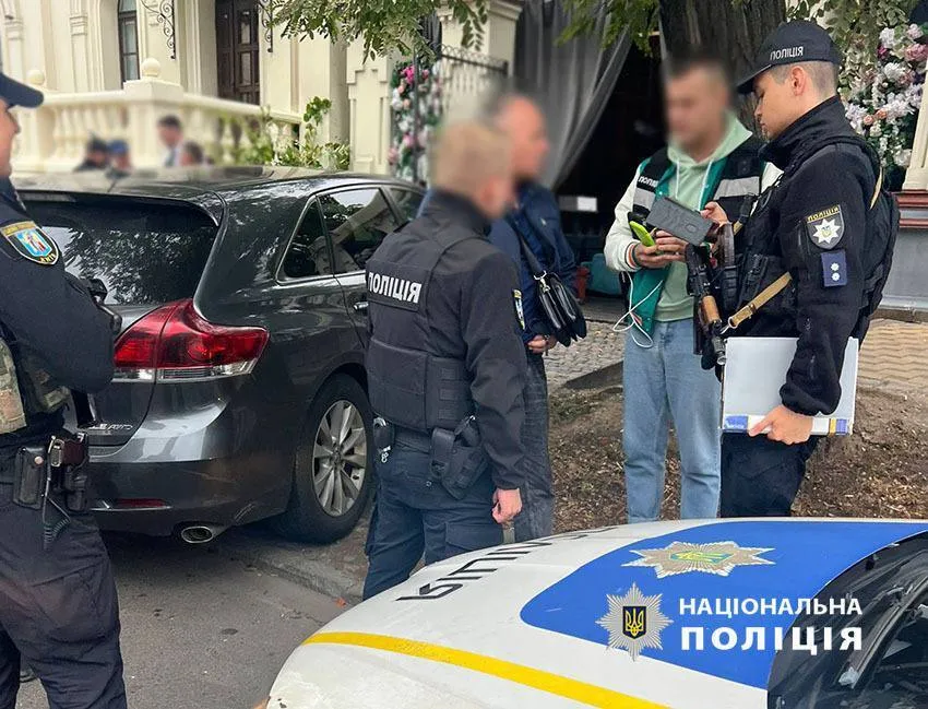 Затримали порушника, який напав на інспекторку паркування у Києві: яке покарання загрожує водієві. Фото