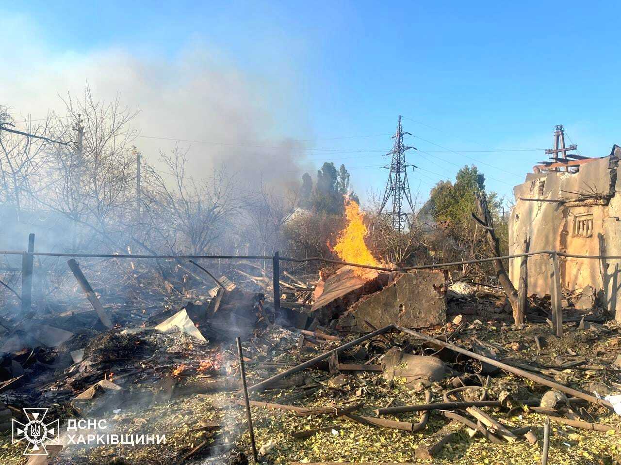 Российские военные ударили по Купянску: повреждены дома, погиб мужчина, есть пострадавшие. Фото