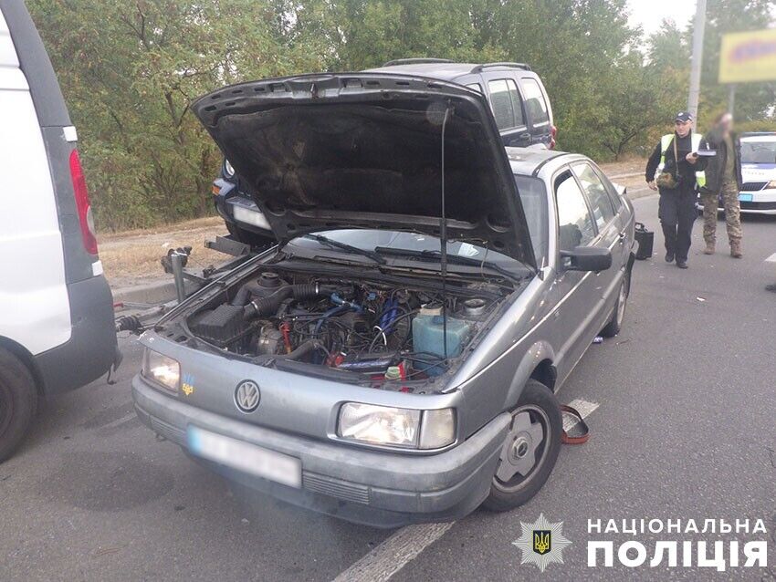 Викрав авто, а потім протаранив на ньому мікроавтобус: у Києві затримали підозрюваного. Фото