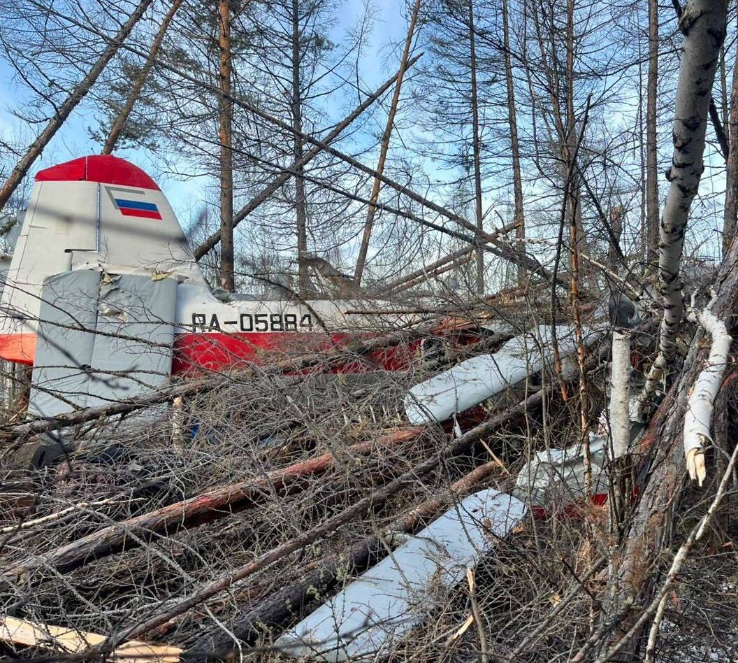 Відмовив двигун: у російській Якутії літак Ан-3 впав під час зльоту. Фото  