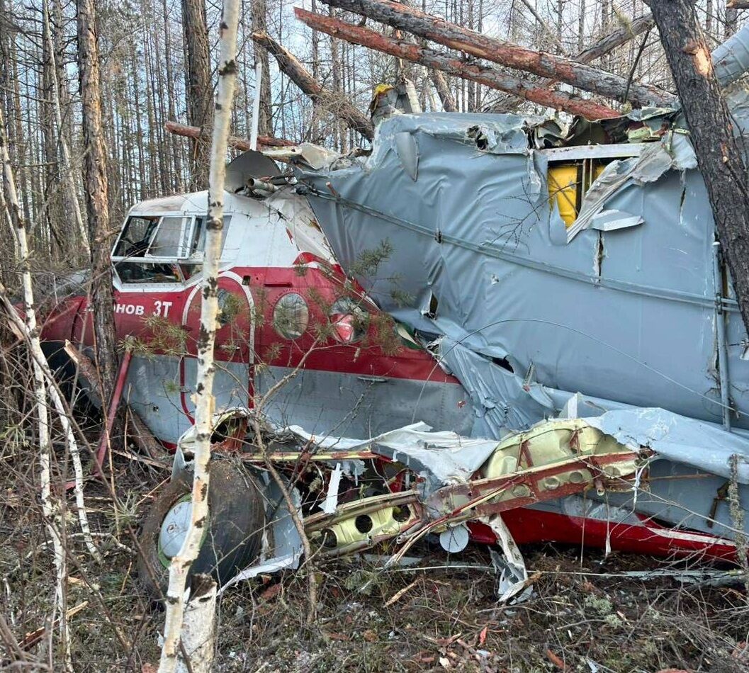 Відмовив двигун: у російській Якутії літак Ан-3 впав під час зльоту. Фото  