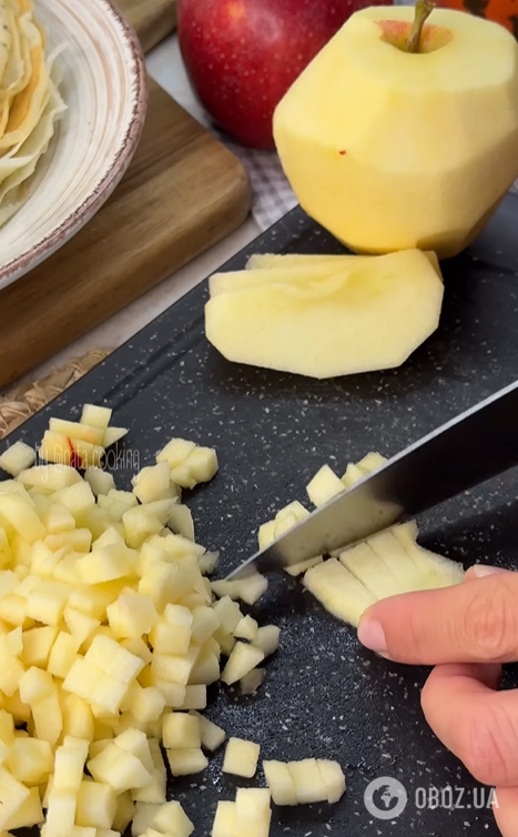 Мини-налистники с яблоками: чем вкусненьким порадовать ребенка осенью