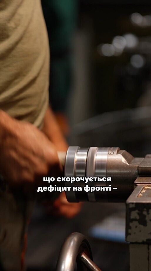 "Великий внесок в історію незалежності": Зеленський побував на одному з виробництв українського ОПК. Відео