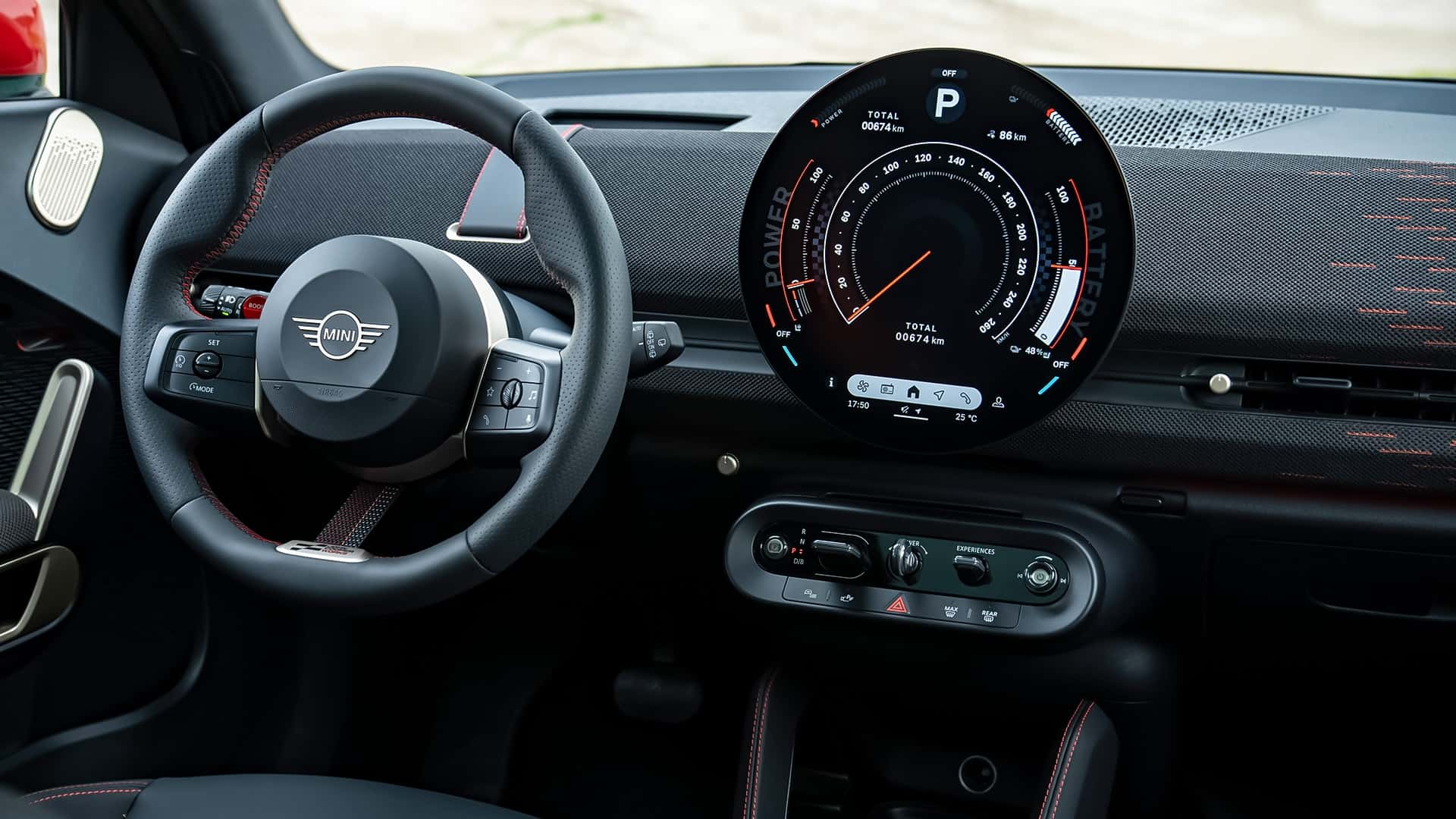 Mini запустила перші електромобілі John Cooper Works: стало відомо, що всередині