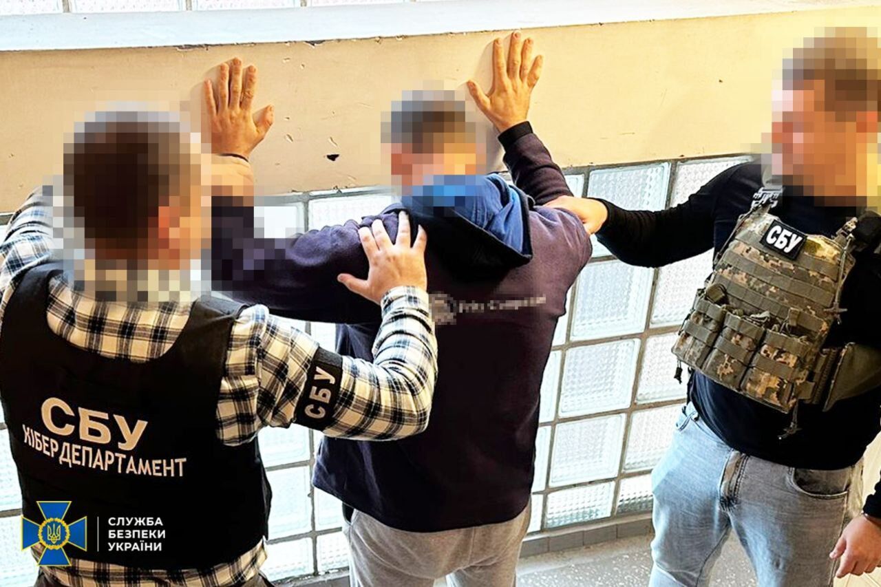СБУ затримала подружжя агентів РФ та їхнього спільника, які шпигували на півдні України. Фото 