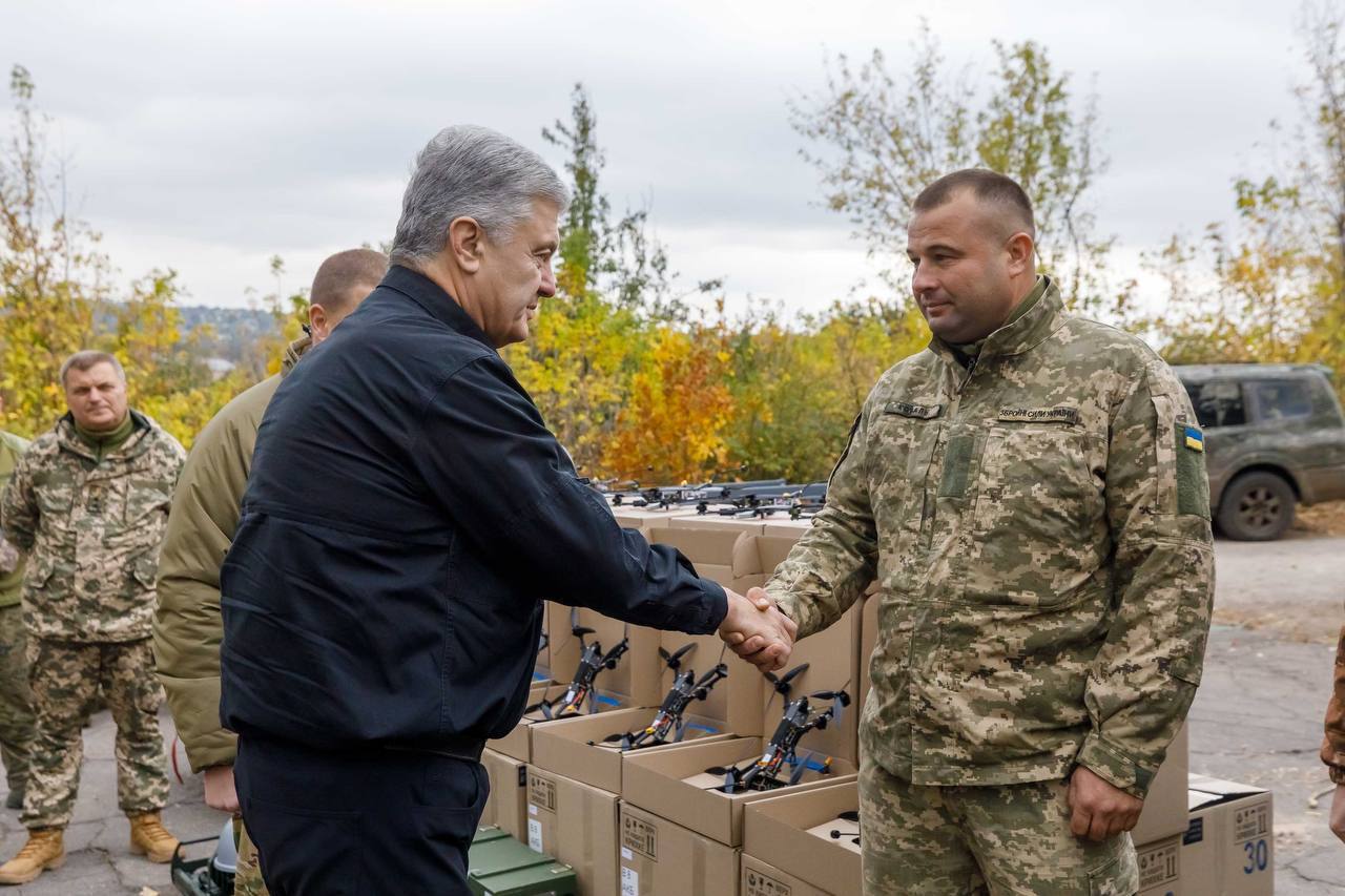 Порошенко на східному напрямку сказав, від кого і від чого залежить реалізація Плану перемоги