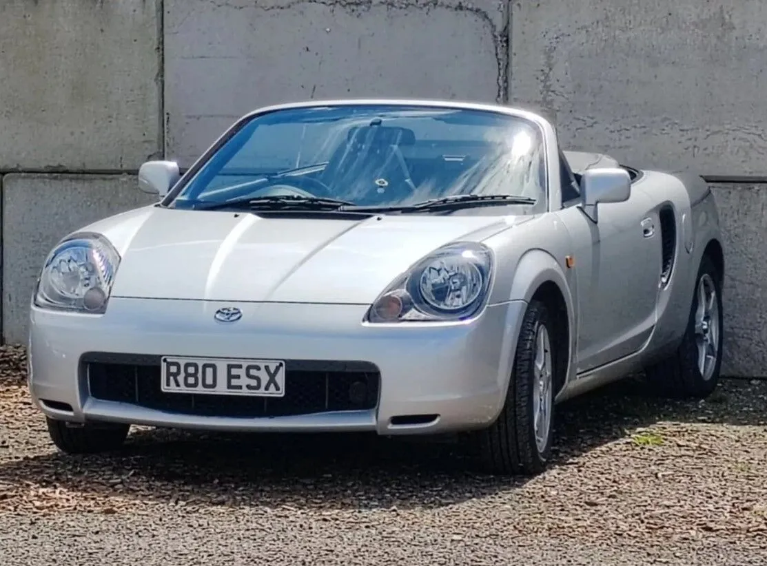 Toyota MR2