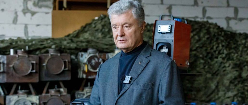 Согреем украинского воина: ВСУ получат 250 дизельных печей от Порошенко