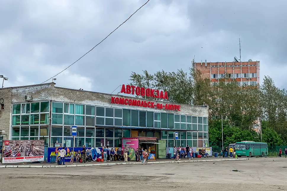 "Вбогість – наше все": турист дав чесну оцінку автовокзалу в російському місті та назвав його "порталом у 80-ті"