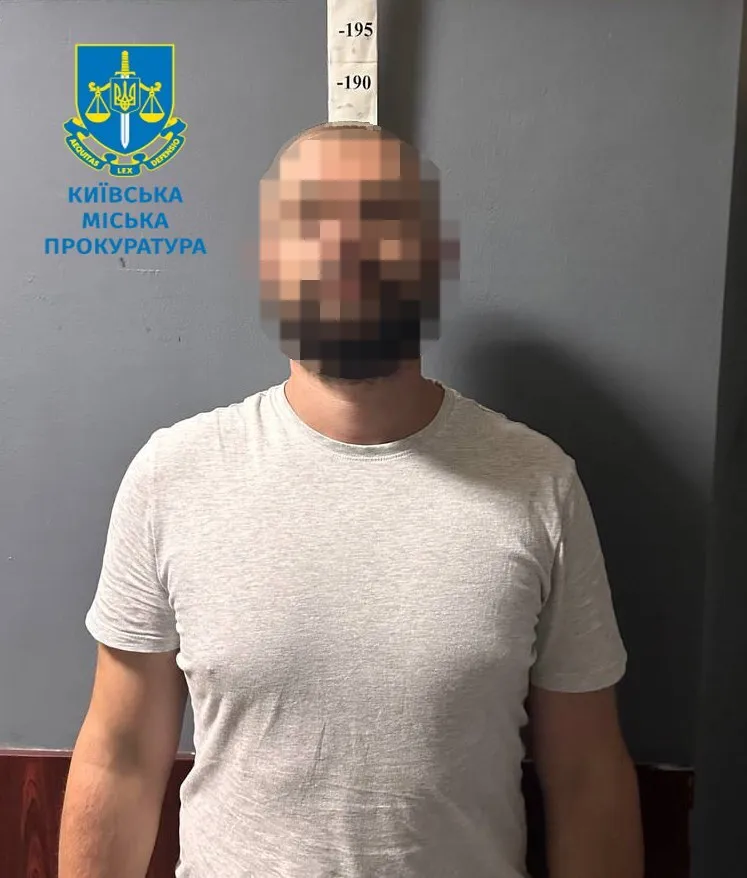 Замість дронів та тепловізорів для військових відправляв пластикові стаканчики: у Києві судитимуть шахрая. Фото