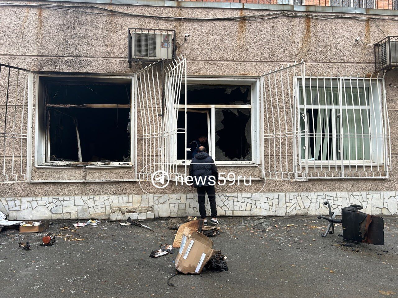 Будівля після пожежі вранці 24 жовтня