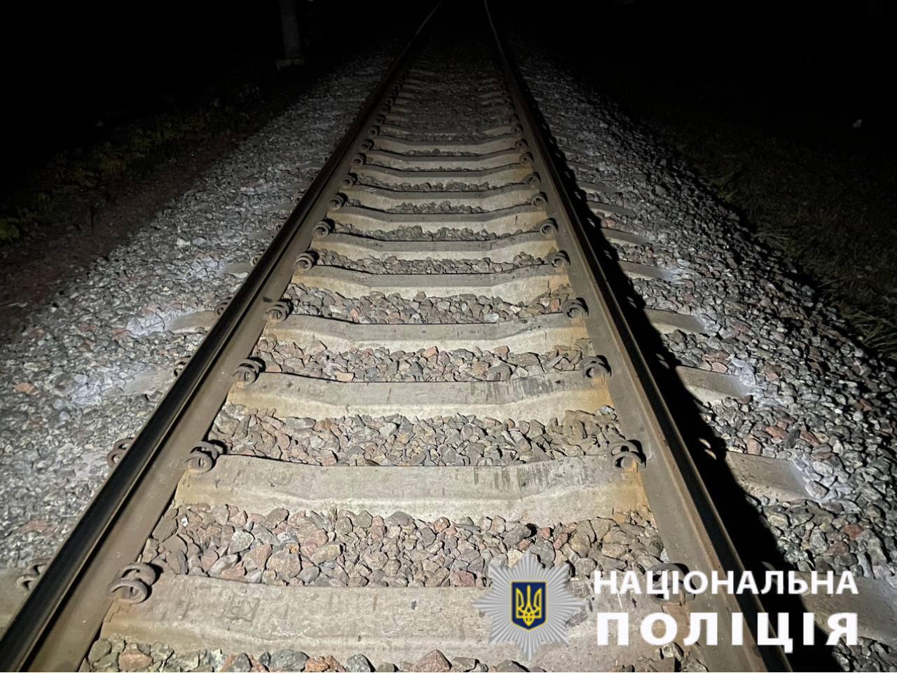 Під Києвом електричка збила на смерть чоловіка. Подробиці трагедії