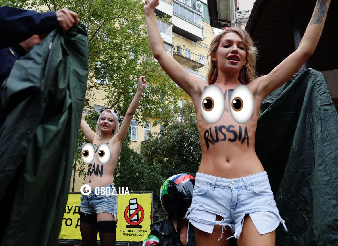 Femen влаштували оголену акцію під посольством Ірану в Україні: "послали" Тегеран і Москву. Фото і відео