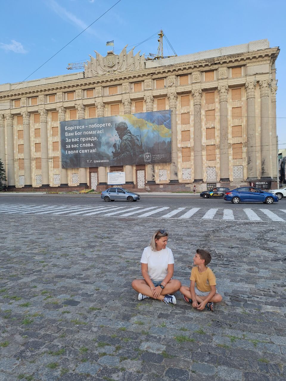 "Чехия – хорошая страна, все вроде бы ничего, но положительных эмоций нет": беженка рассказала о жизни и работе в Праге