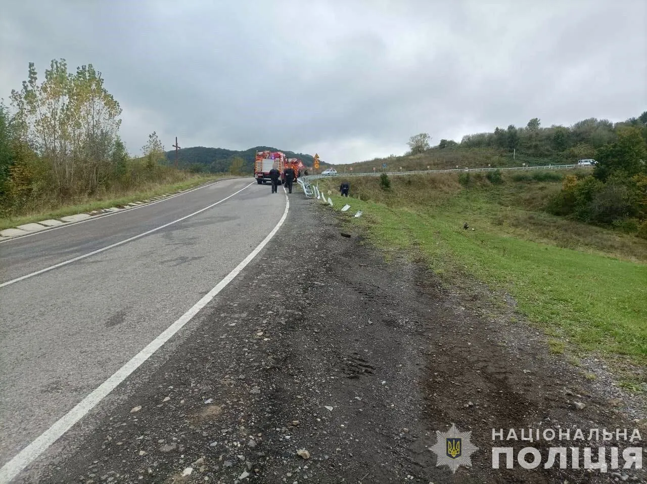 В аварии погибли двое мужчин, женщина получила ранения