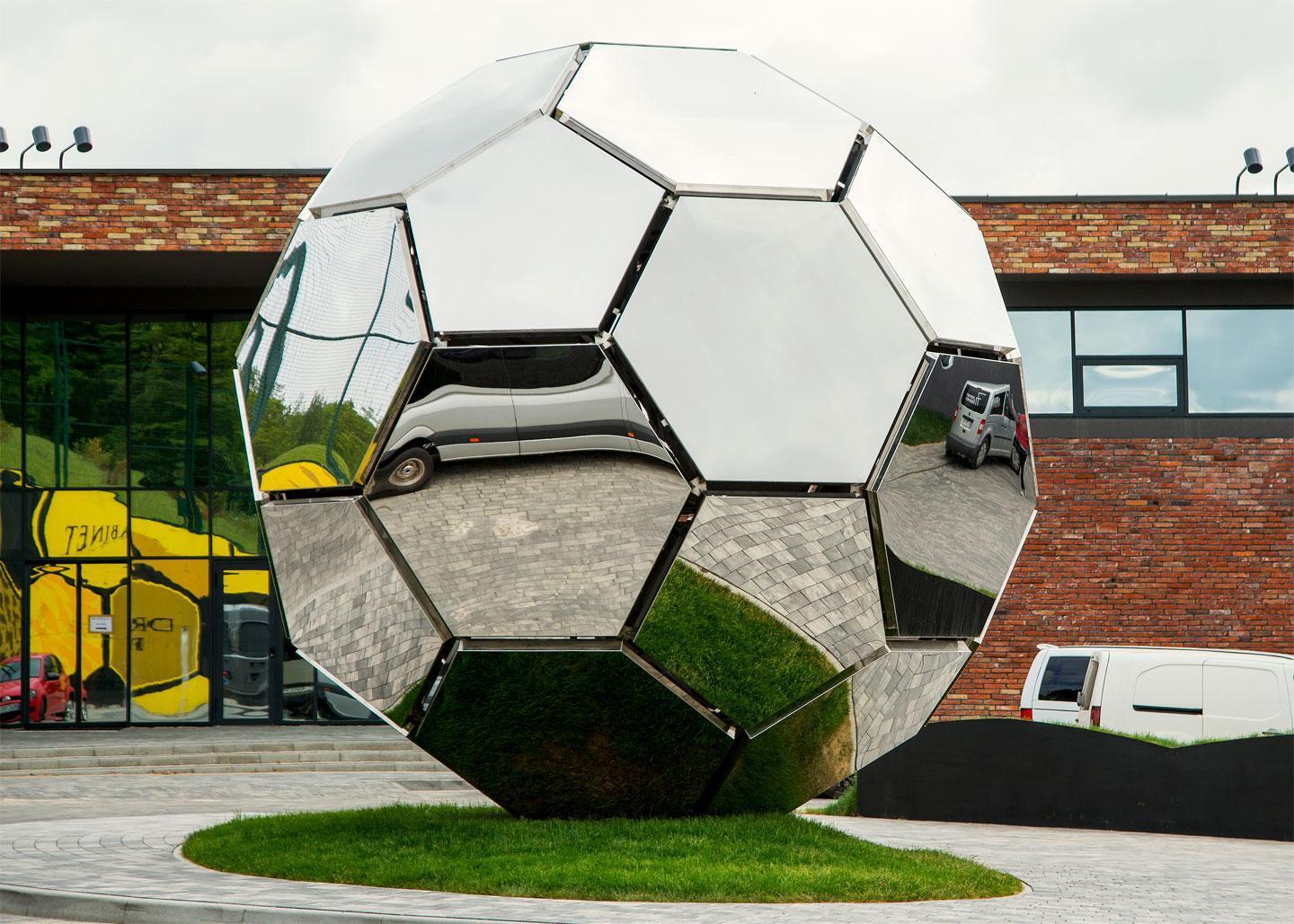 За крок до великого футболу: як Академія ФК "Рух" готує талановитих футболістів