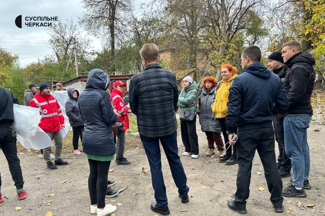 Окупанти били дронами: на Черкащині та Київщині внаслідок ворожої атаки пошкоджено будинки і підприємство. Фото 