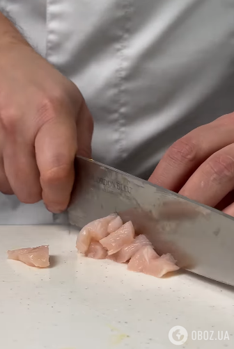Что сделать со вчерашним отварным рисом, чтобы его не выбрасывать: вкусный совет от шеф-повара
