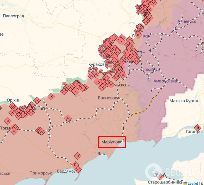 Оккупанты в Мариуполе расписали школу цитатами Путина, Екатерины II и Кутузова. Фото