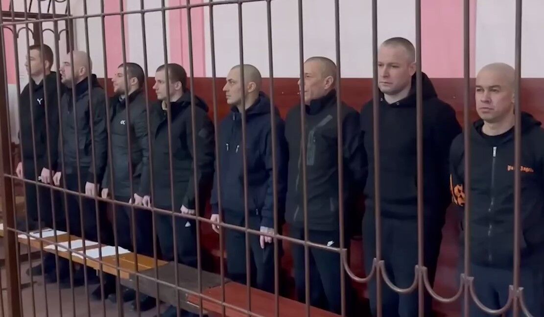 Оккупанты приговорили украинских морпехов к 17 годам тюрьмы якобы за обстрелы Мариуполя: что известно