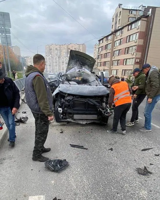 В оккупированном Севастополе взорвали авто: ликвидирован топ-военный Черноморского флота. Фото и видео