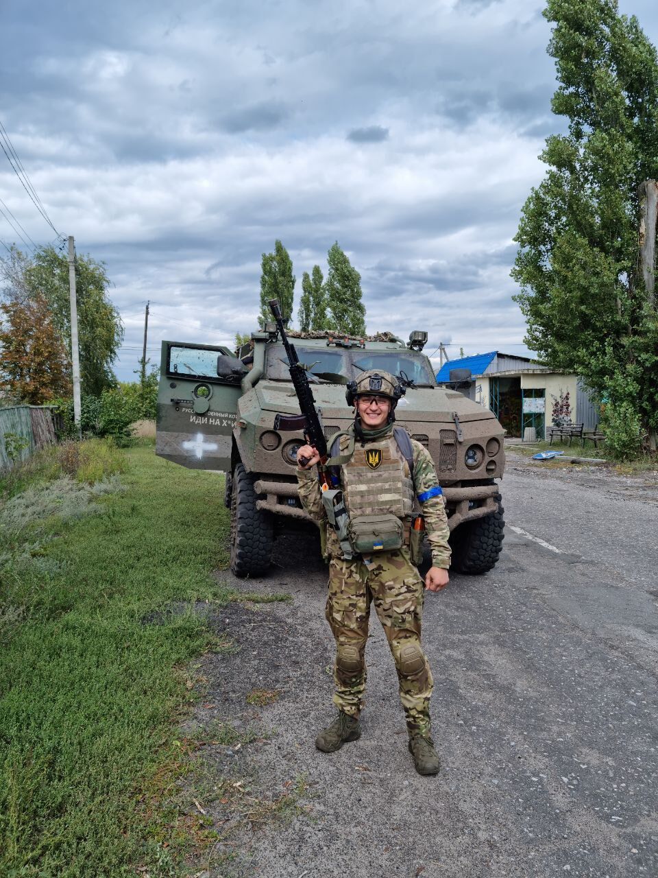 "Мені як військовій людині легше уявити свою смерть зі зброєю в руках, боронячи свою країну, ніж втопитися в Тисі", – боєць бригади "Рубіж" Андрій   