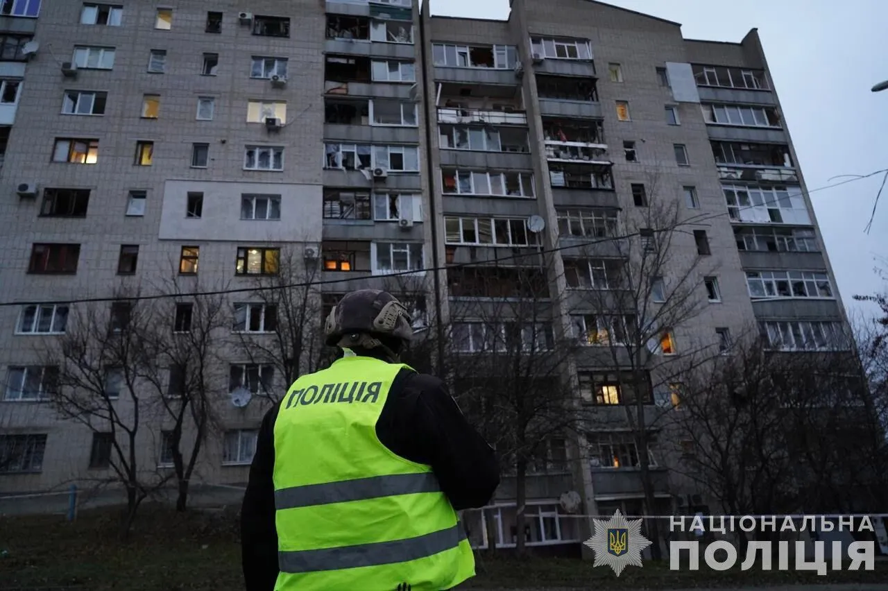 Окупанти атакували Суми "Шахедами" зі шрапнеллю: дві людини загинули, 12 поранено. Фото і відео