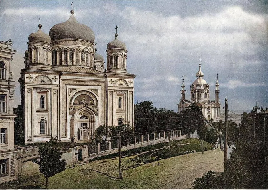 У мережі показали, як виглядала друга будівля Десятинної церкви в Києві у 1890-х роках. Фото