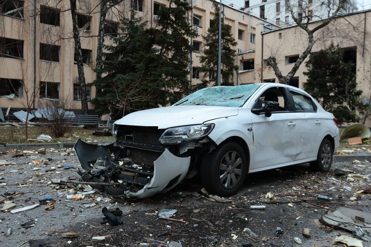 Россияне ударили по центру Харькова: поврежден 41 дом, ранено много гражданских. Фото