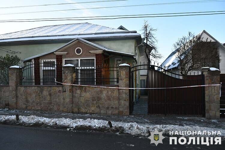 Подвійне вбивство у Тернополі: поліція затримала злочинця, який зарізав подружжя пенсіонерів. Фото та відео