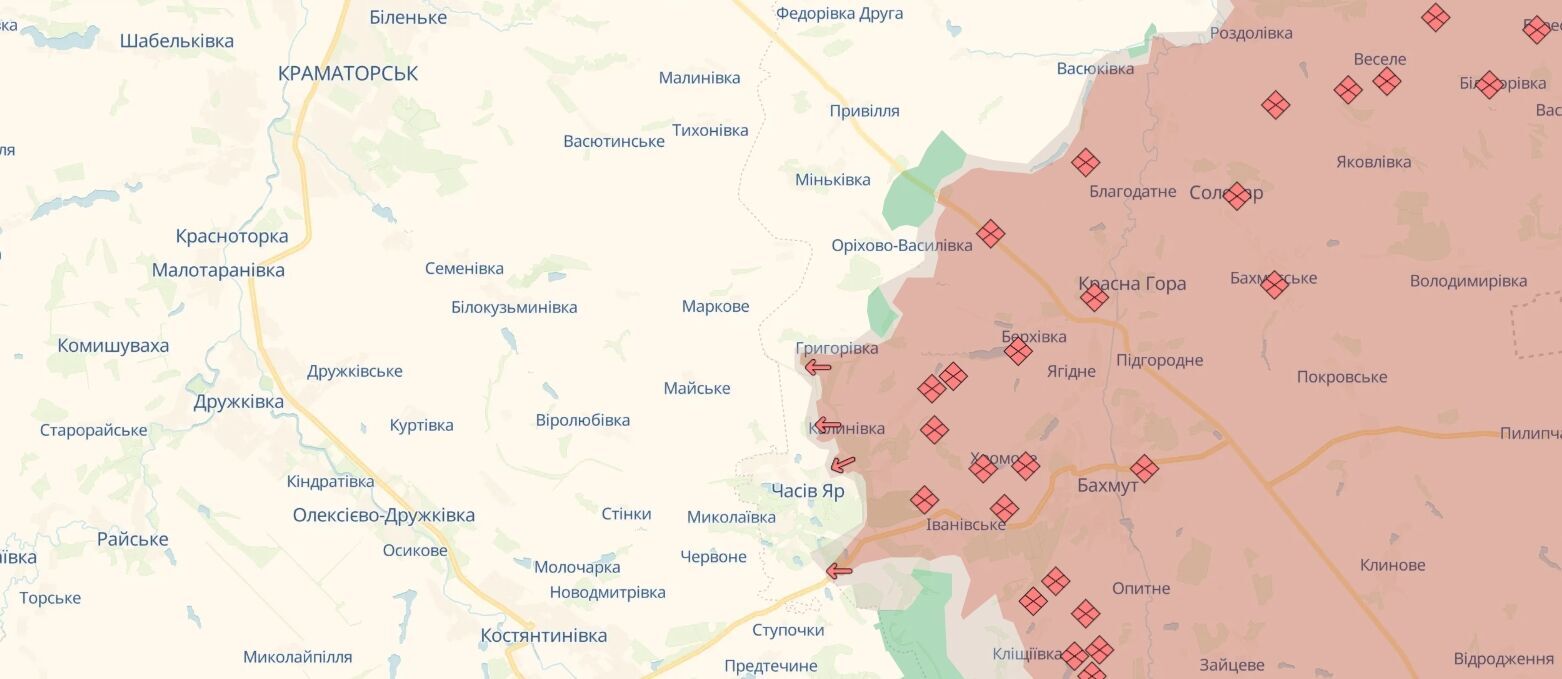 Российские захватчики продолжают штурмовать позиции украинских защитников: в Генштабе назвали самые горячие направления фронта