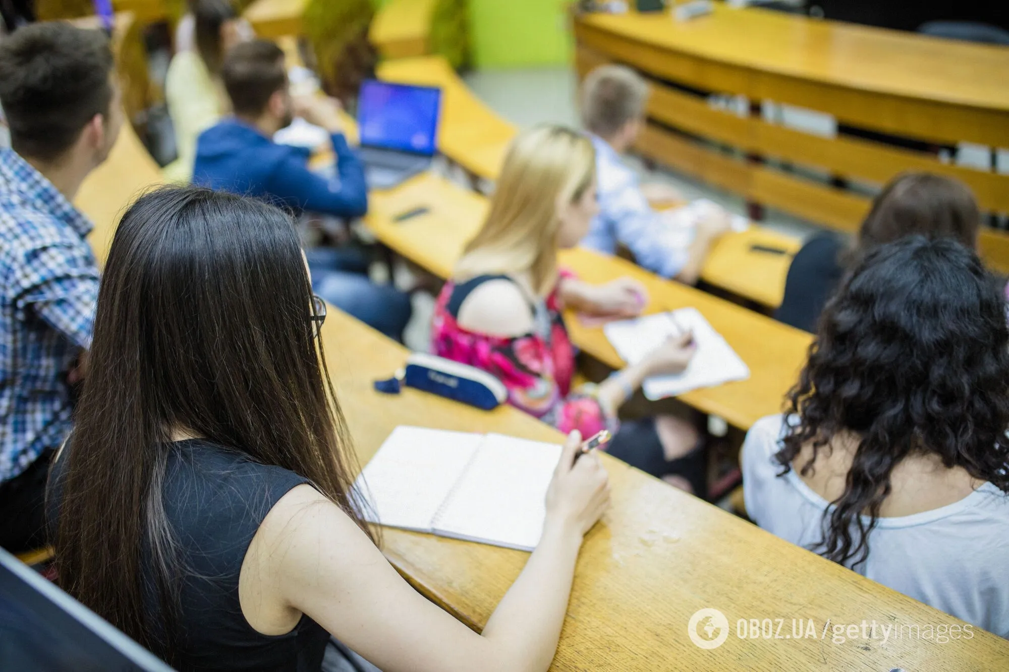 "Нам не треба так багато фахівців із вищою освітою". Сергій Захарін – про реформу старшої школи, об'єднання вишів і Швецію як зразок для України