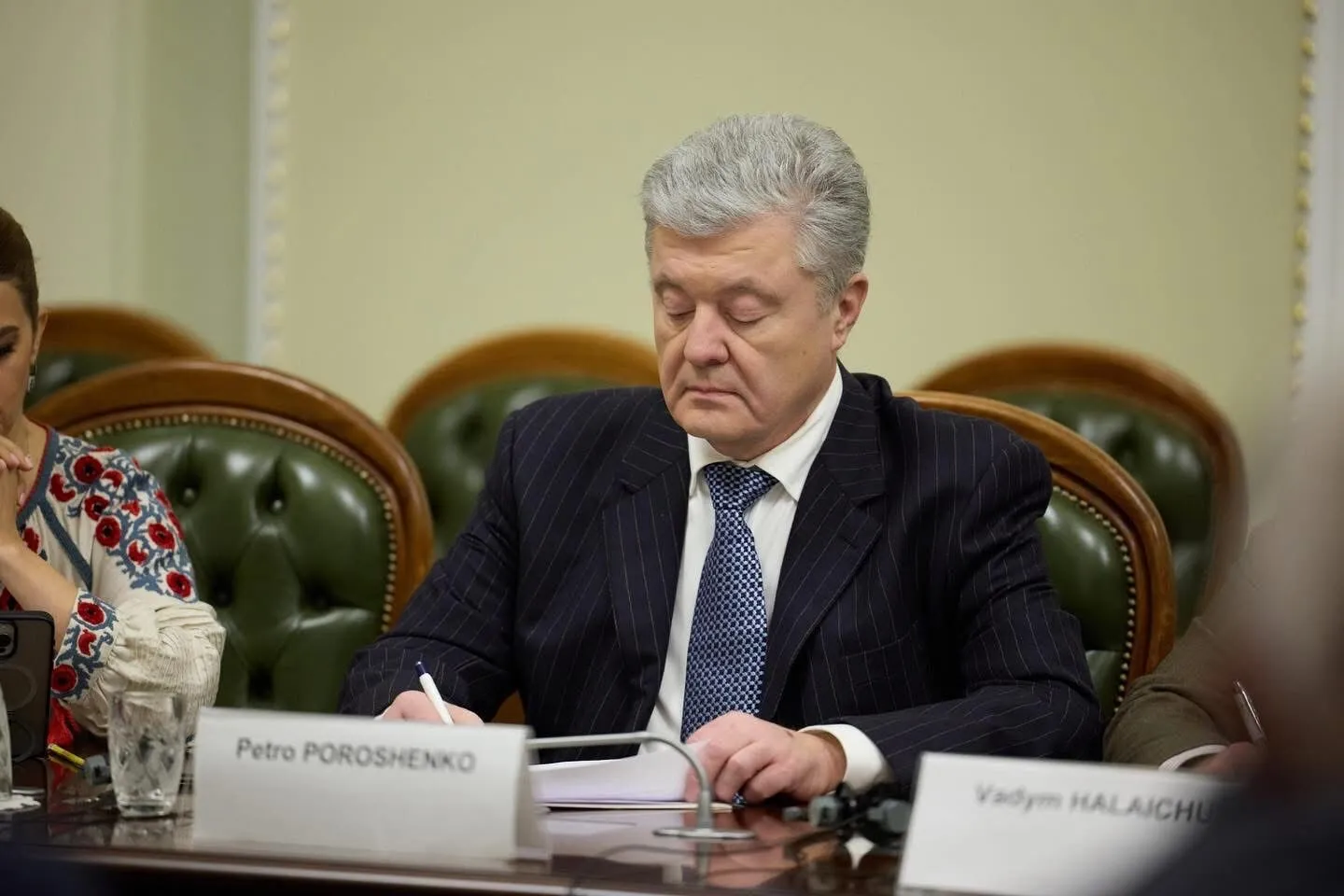 Ракеты Taurus и путь в НАТО: Порошенко призвал лидера ХДС Мерца решительнее поддержать Украину