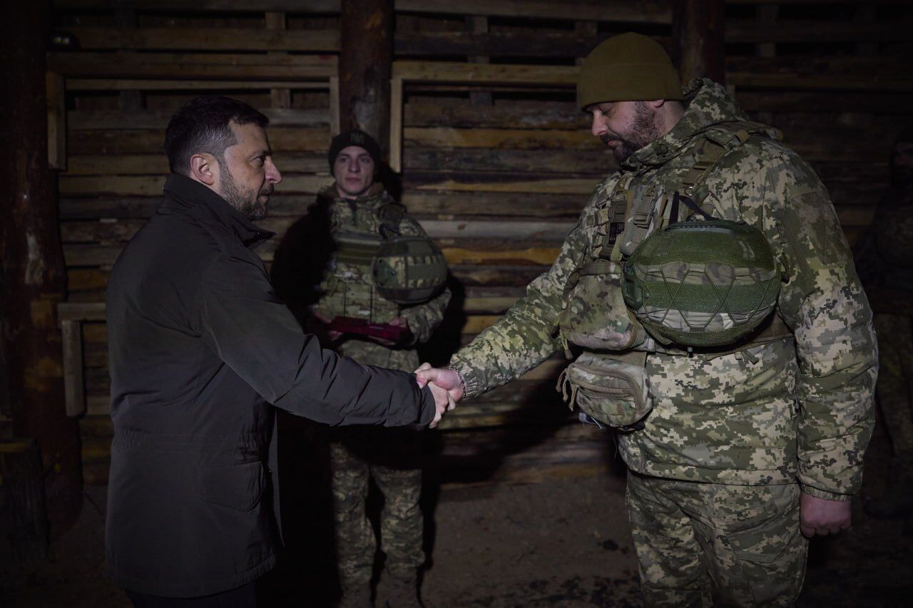 "Главный вопрос – подготовка военных": Зеленский подвел итоги своей поездки в Запорожье. Фото и видео