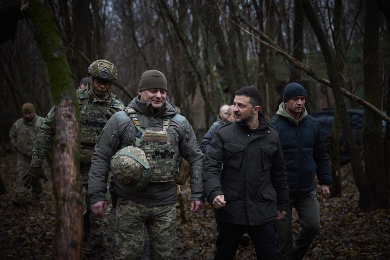 "Главный вопрос – подготовка военных": Зеленский подвел итоги своей поездки в Запорожье. Фото и видео