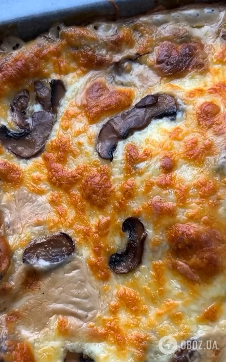 Быстрая лазанья с сыром и грибами: приготовьте сытное блюдо на обед для всей семьи