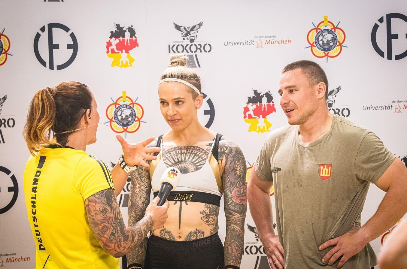 Литовську спортсменку за футболку, як у Зеленського, вигнали із чемпіонату світу. У відповідь вся збірна знялася із ЧС. Фотофакт