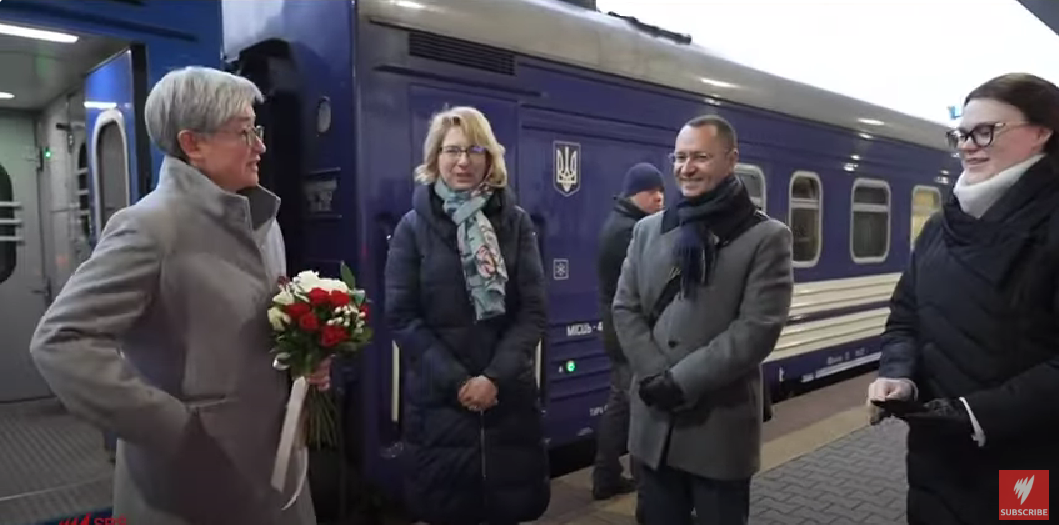 До Києва прибула очільниця МЗС Австралії: оголошено про важливе рішення. Фото і відео