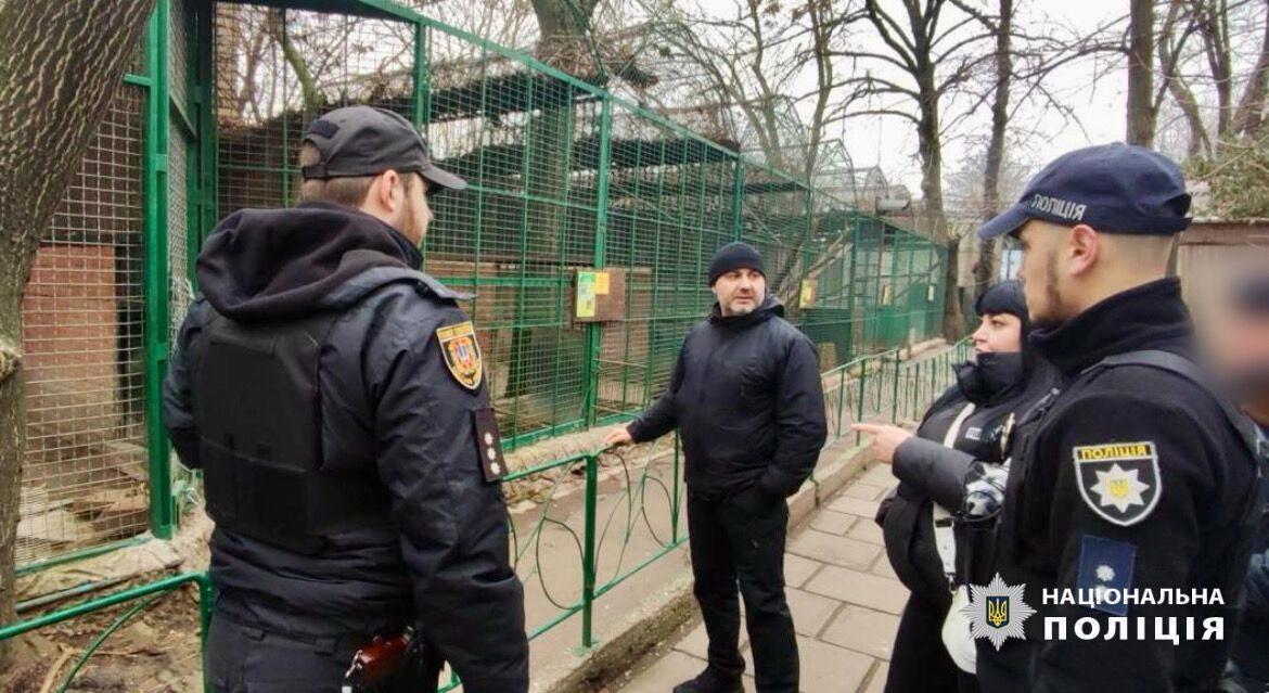 В Одеському зоопарку леопард напав на робітника: чоловік опинився в лікарні
