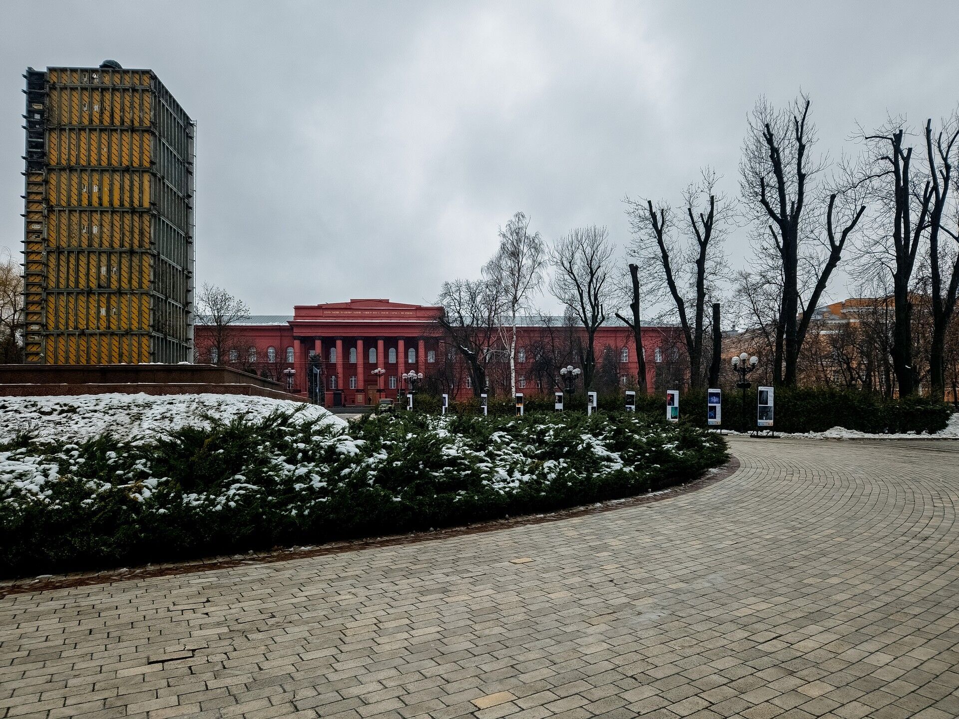 "Делают чрезвычайные вещи": в Киеве открылась выставка, посвященная работникам украинского цирка