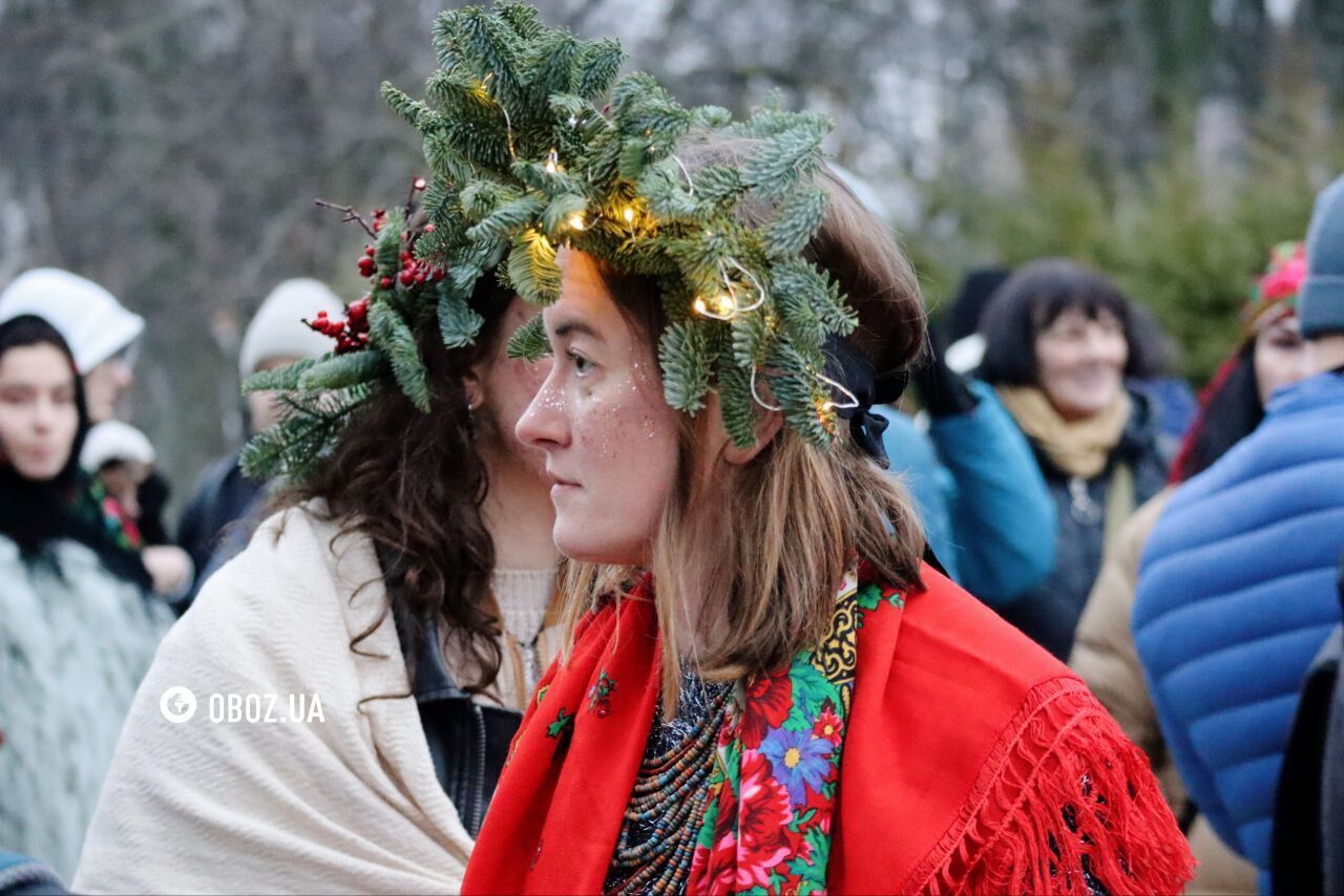 Центром Києва водили Маланку і збирали гроші на дрони для ГУР. Фото і відео