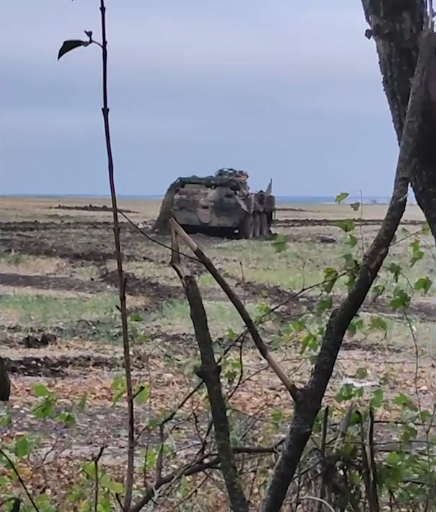  "Роздали квитки до Кобзона": захисники України знищили взвод морської піхоти РФ та техніку ворога. Відео 