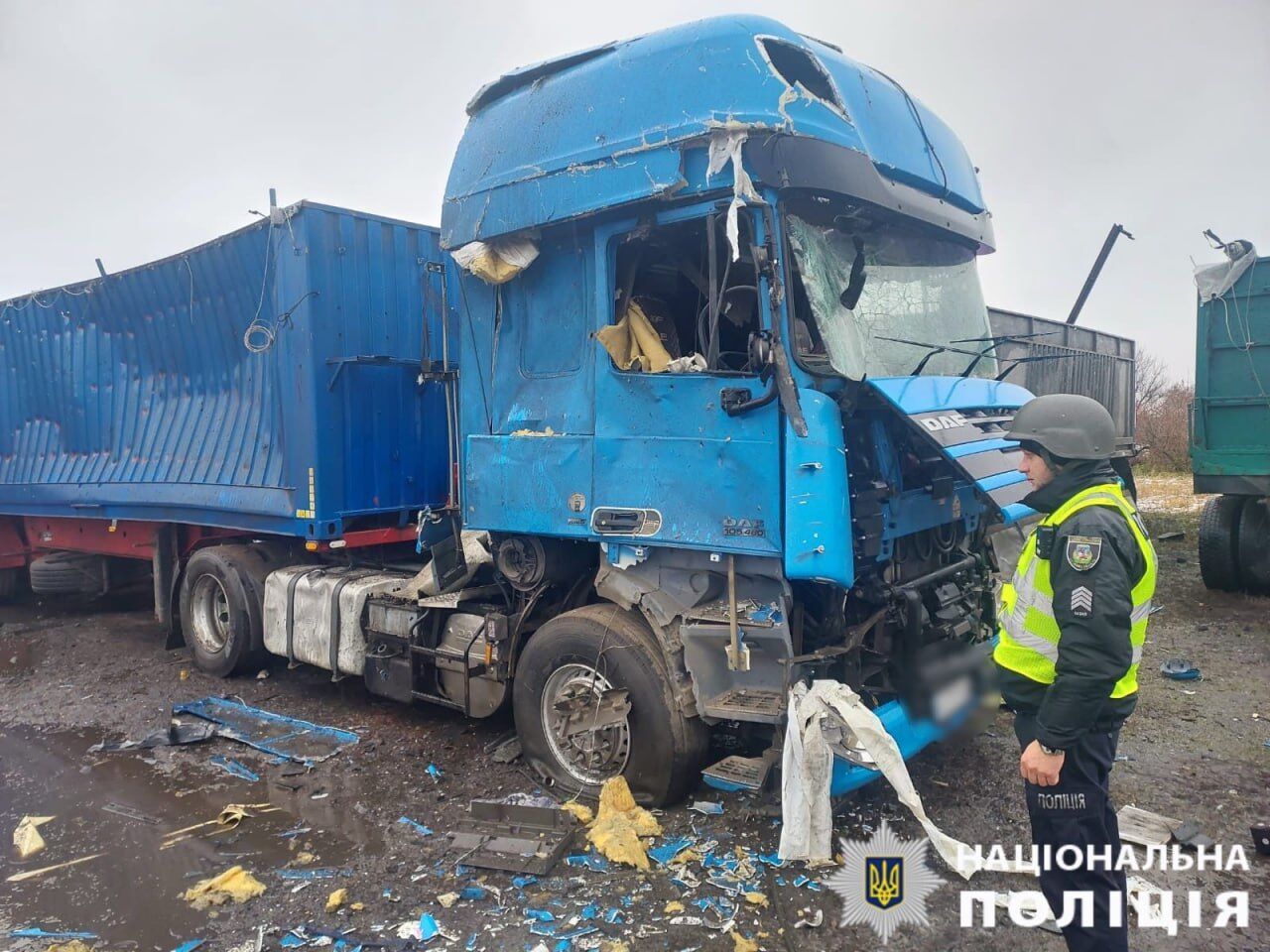 Пошкоджено будинки та авто: наслідки чергової російської атаки на Київщину. Фото