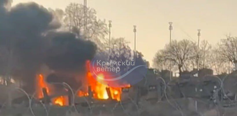 Появились фото последствий прилета по аэродрому "Бельбек" в Крыму