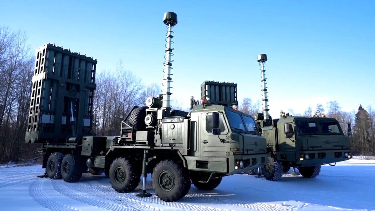 Российские оккупанты подорвались на своих минах на новом ЗРК С-350 "Витязь". Видео
