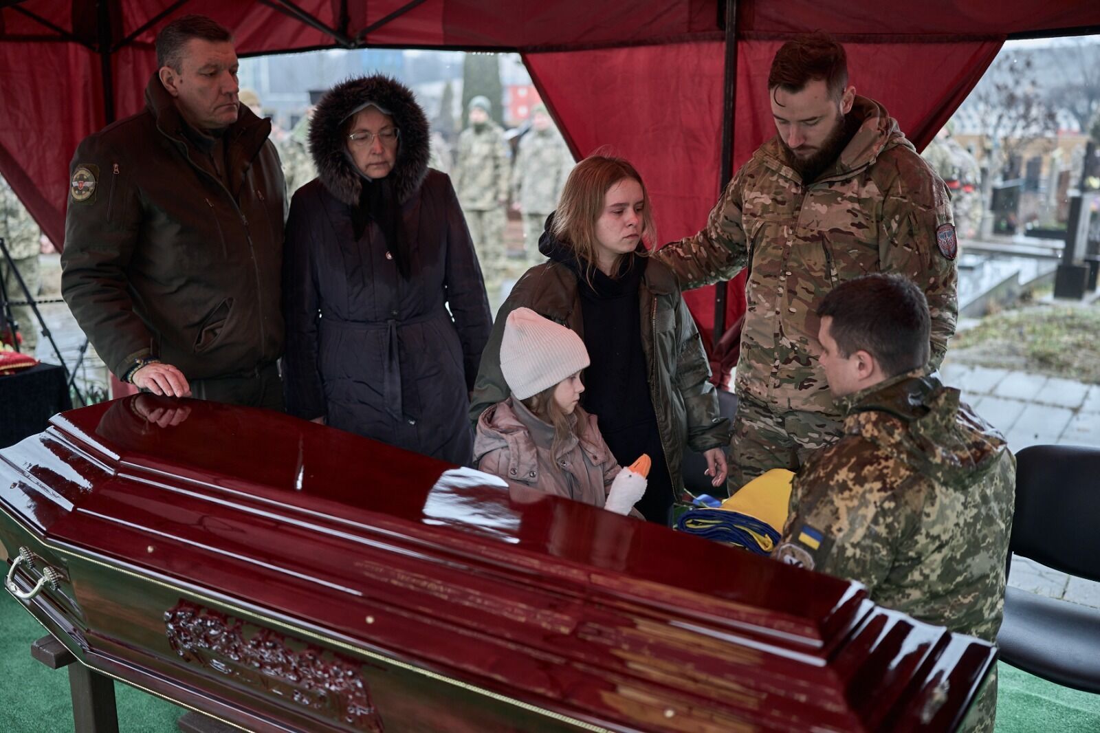 В шесть выжил в перестрелке, потеряв семью, и стал одним из лучших летчиков Украины: близкие рассказали о погибшем Герое Рыкове